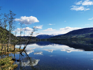 三个“土土土”这个字广州话怎样念？