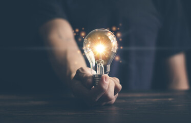 三个“土土土”这个字广州话怎样念？